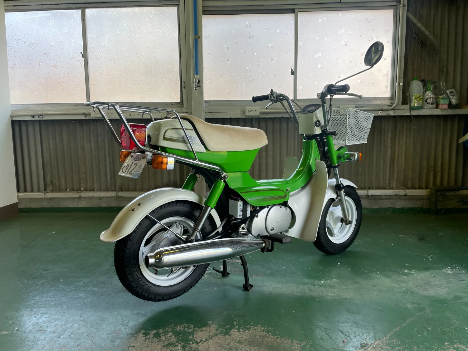 SUZUKI